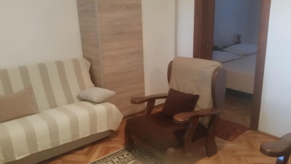 Apartment B&K Raslina 外观 照片